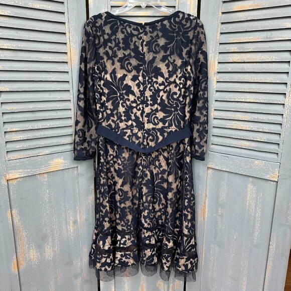 Tadashi Shoji Kennedy Embroidered Lace Dress Navy Sz 12 NWT - Picture 13 of 16